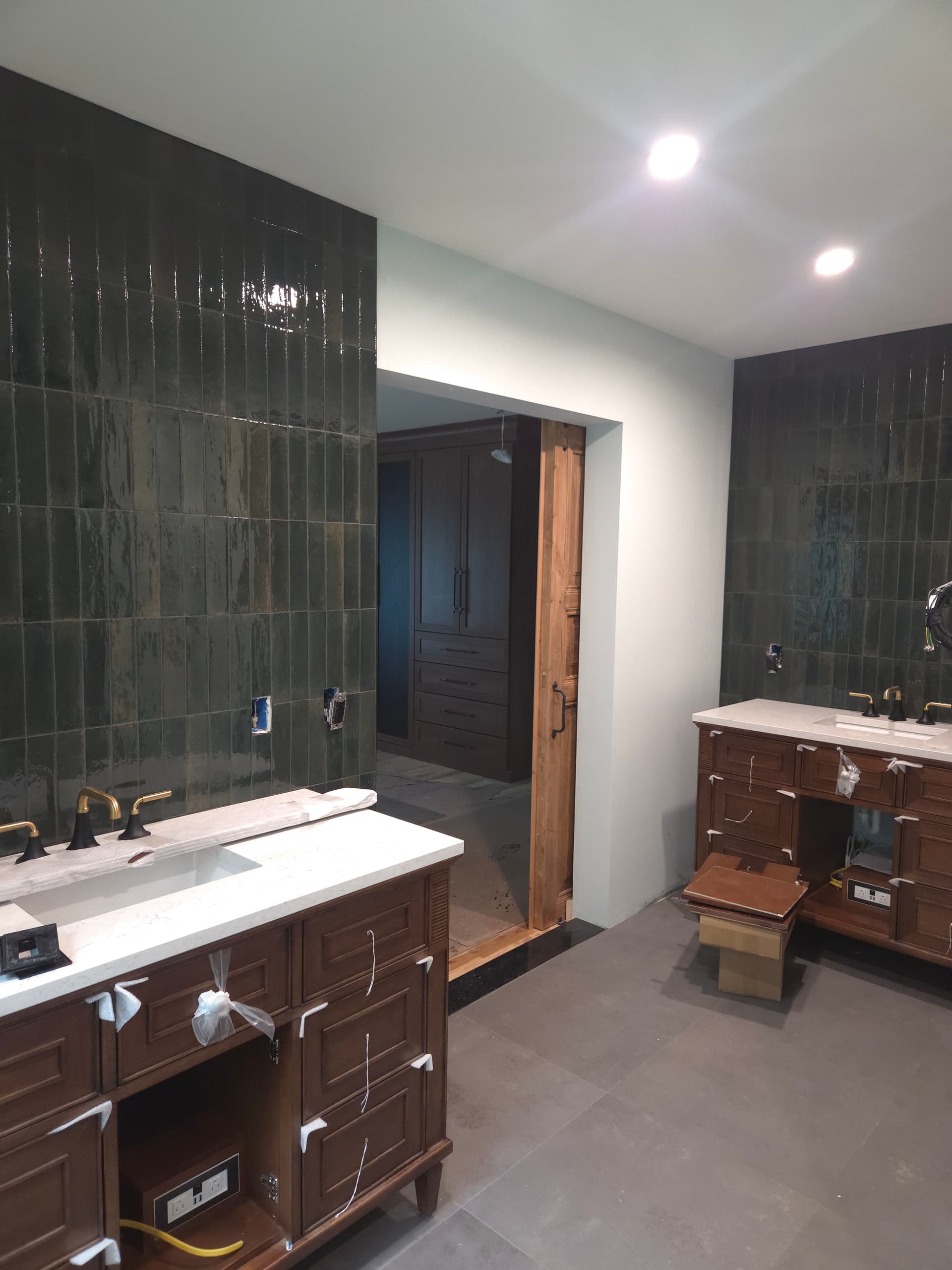 Gallery photos for Primary Suite Bathroom Plumbing From Rough-In to Final Trim: Image #3